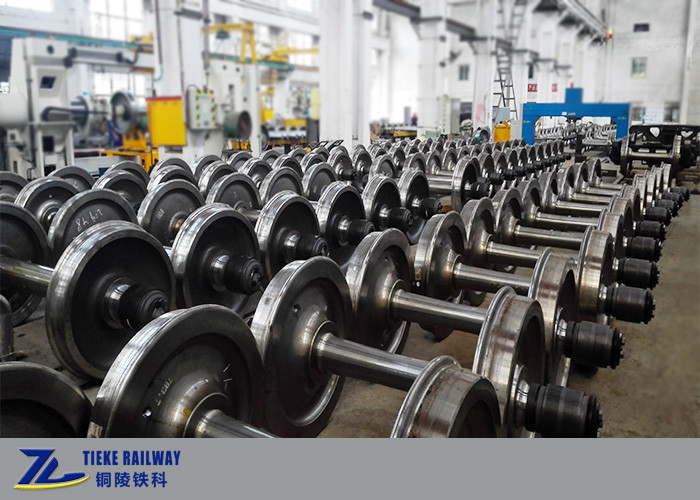 Нагрузка на ось KSR собрания 13t цапфы колеса рельса Wheelset поезда 860mm выкованная одобрила
